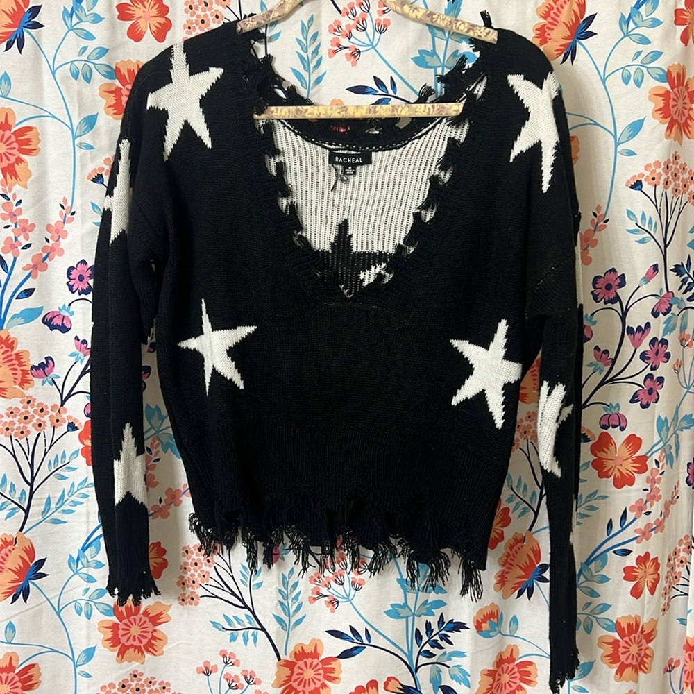 BOUTIQUE Sweater Size Medium